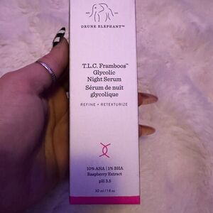 Drunk Elephant T.L.C Framboos Glycolic Resurfacing Night Serum